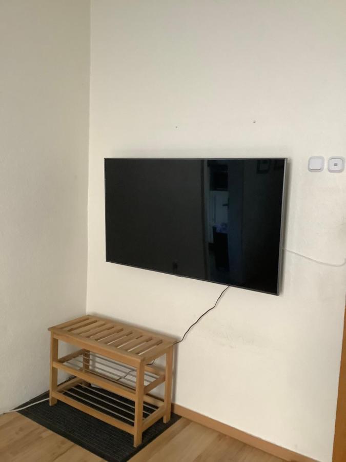 Apartment Bis Zu 8 Einzelbetten Stellplatz Wifi Essen Exterior photo